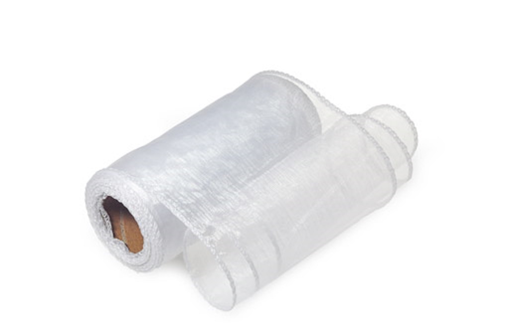 Organza 12cm x 8m bílá