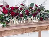 Dřevěný nápis Mr & Mrs zlatá