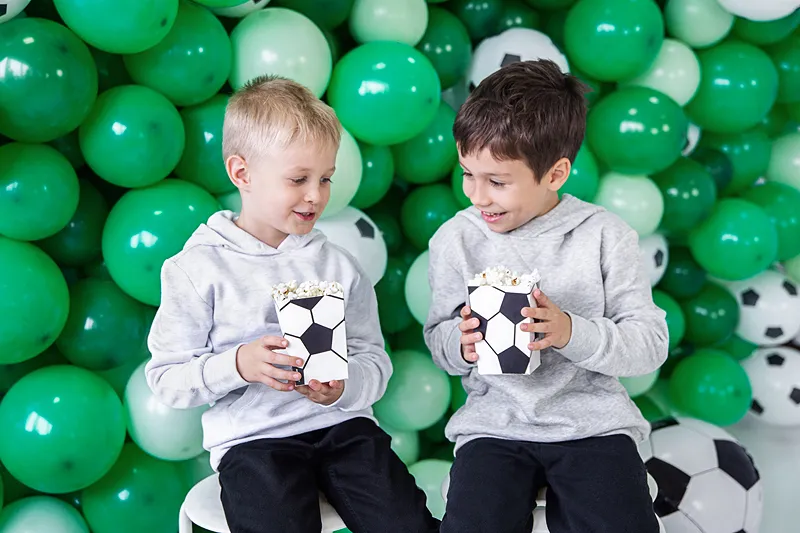 Krabička na popcorn "Fotbal" 6ks 7 x 7 x 12cm